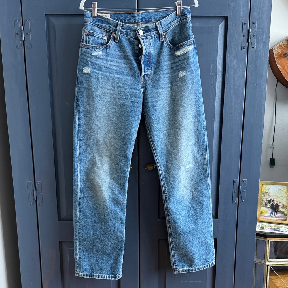 Levi’s Women’s 501 90’s Straight Leg Jeans